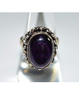 VTG .925 Sterling Silver Purple Glass Cabochon Ring Size 7.75 - $43.56