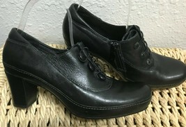 Clarks Ladies zippered bootie Black comfort heels 7.5M - $30.00
