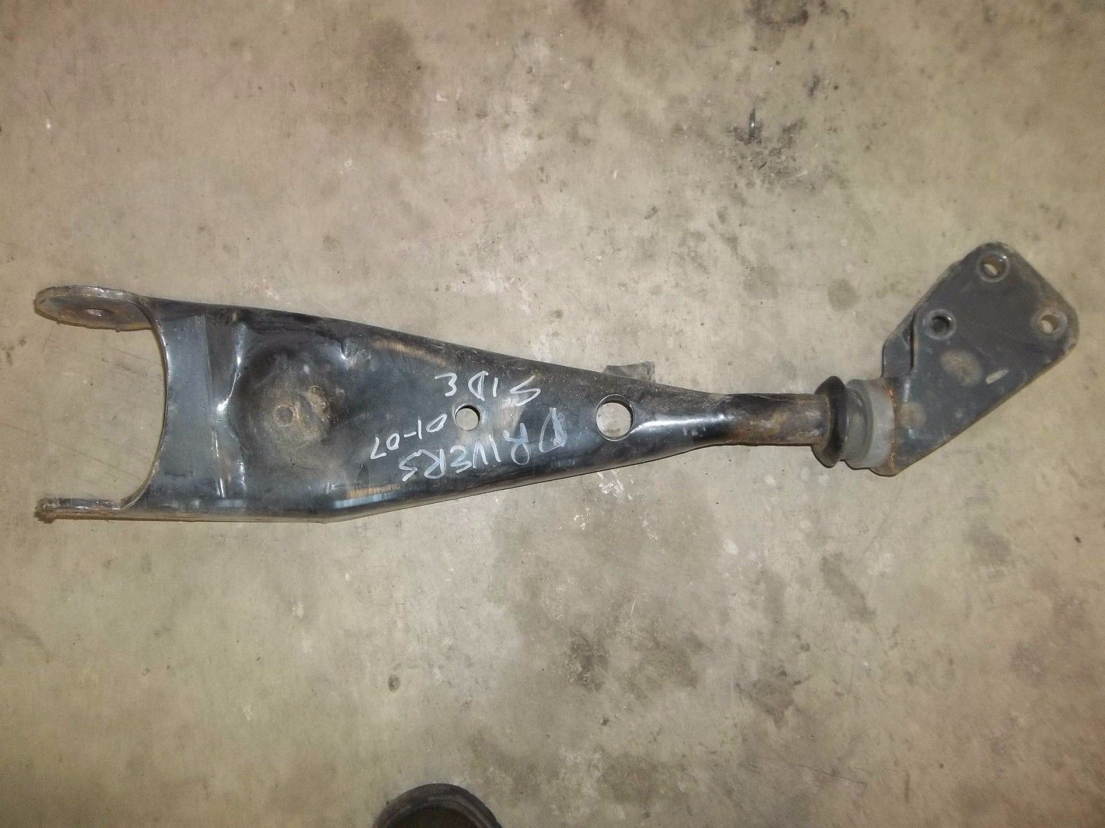 92 93 94 95 96 97 To 07 Ford E250 E350 E450 Left Driver Radius ARM W