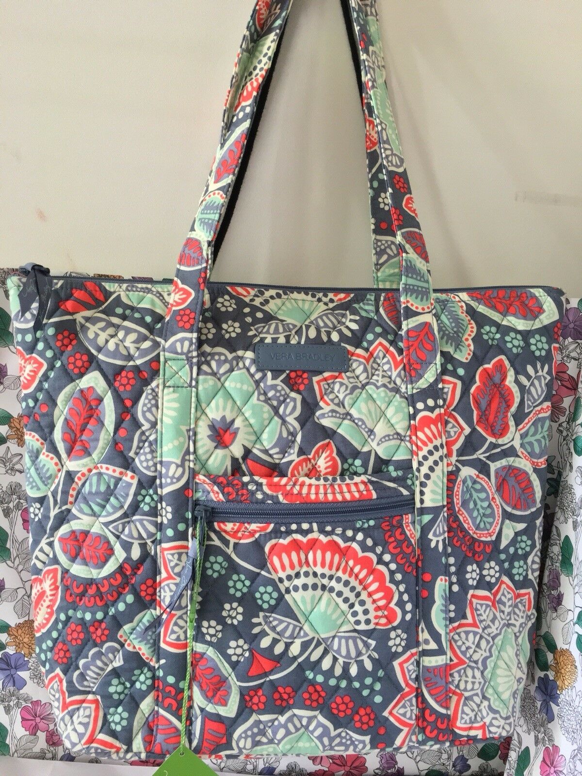 vera bradley nomadic floral tote