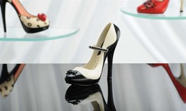 Mini Stiletto Shoe Figurine Diva's Closet - 10 Styles to Choose Fashion Women image 2