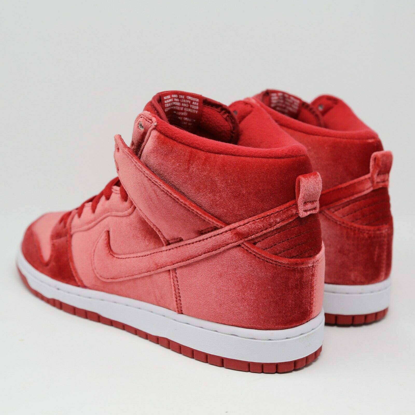 nike sb red velvet