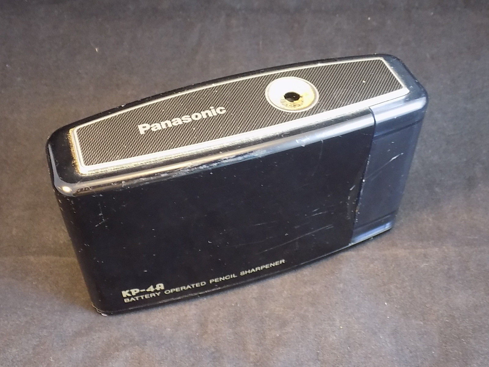 BATTERY OPERATED Electric PENCIL SHARPENER PANASONIC KP4A WORKS