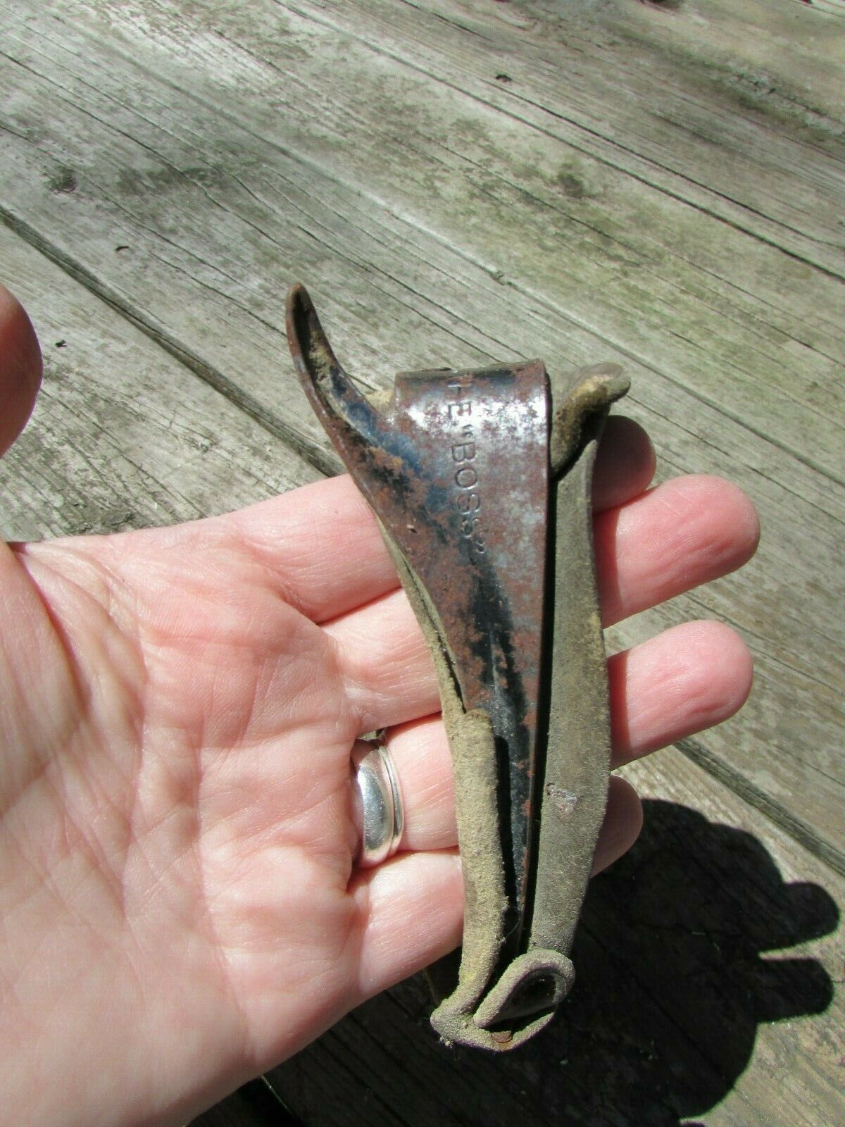 “The Boss” Antique Leather Metal Hand Held Corn Shucker Husker Primitives