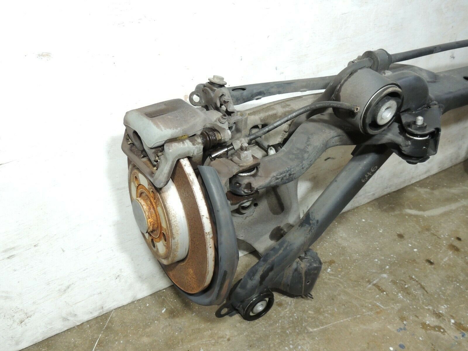 2007 B7 Audi A4 Subframe K Frame Independent Rear Suspension Assembly