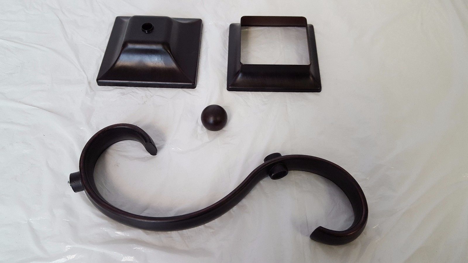 Altair Lighting LED Outdoor Lantern 700Lumens 65W Use 13W, For Parts