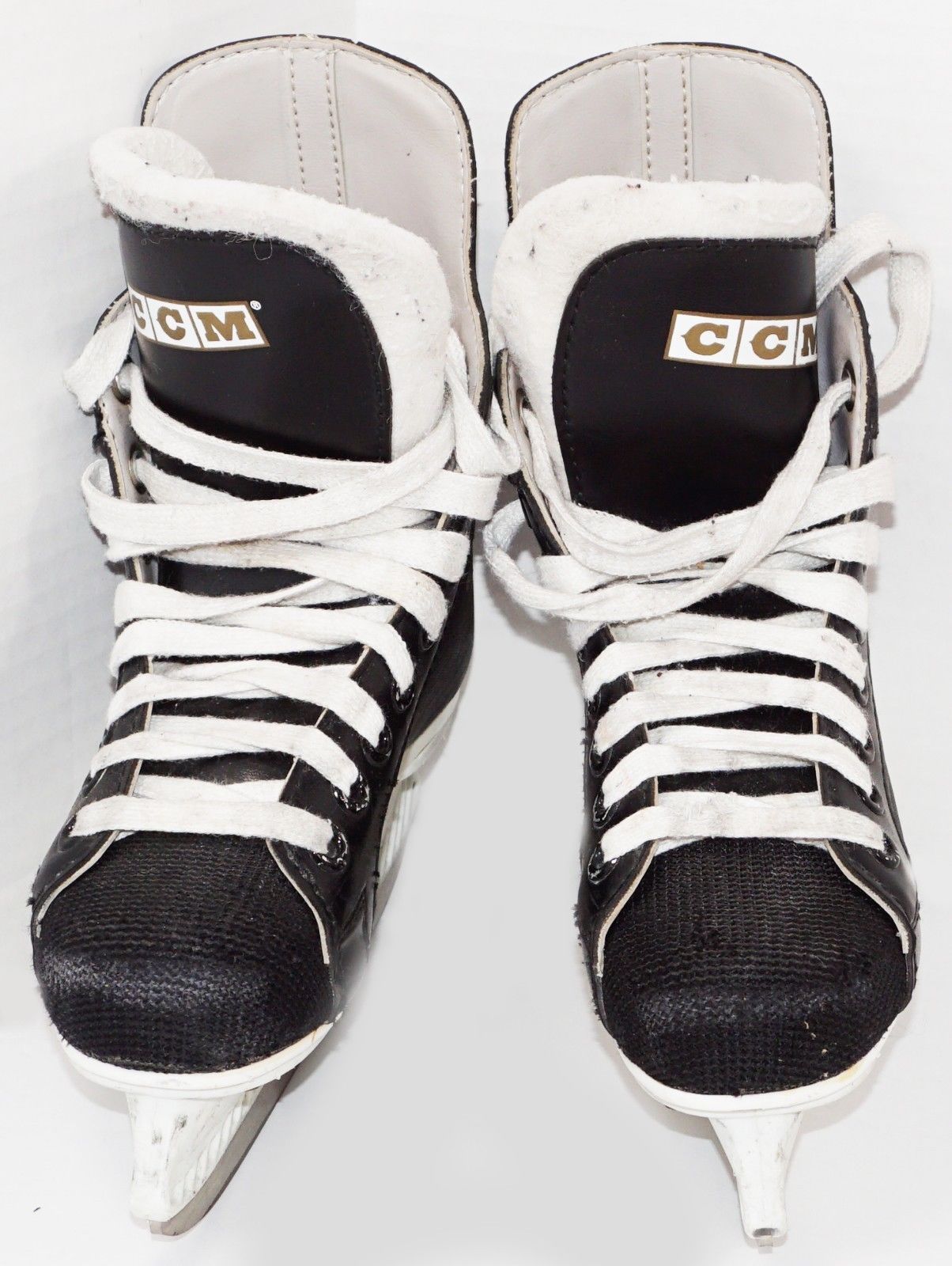 ccm champion 90 hockey skates