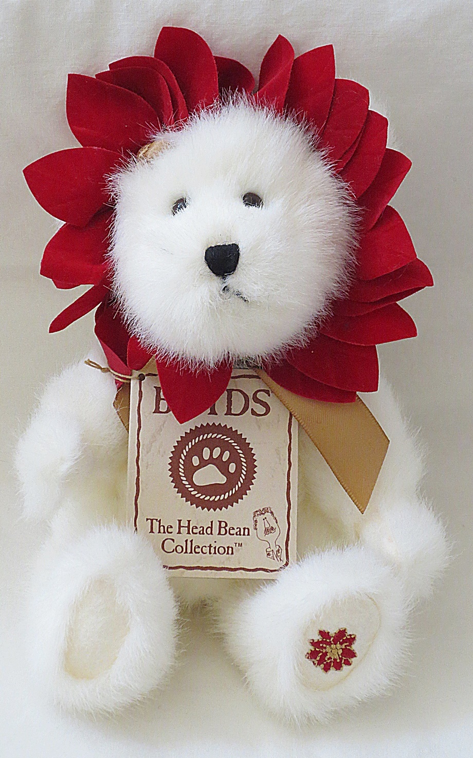 Primary image for Boyds Bears Holiday 8-inch Plush Bear (Hallmark Gold Crown)