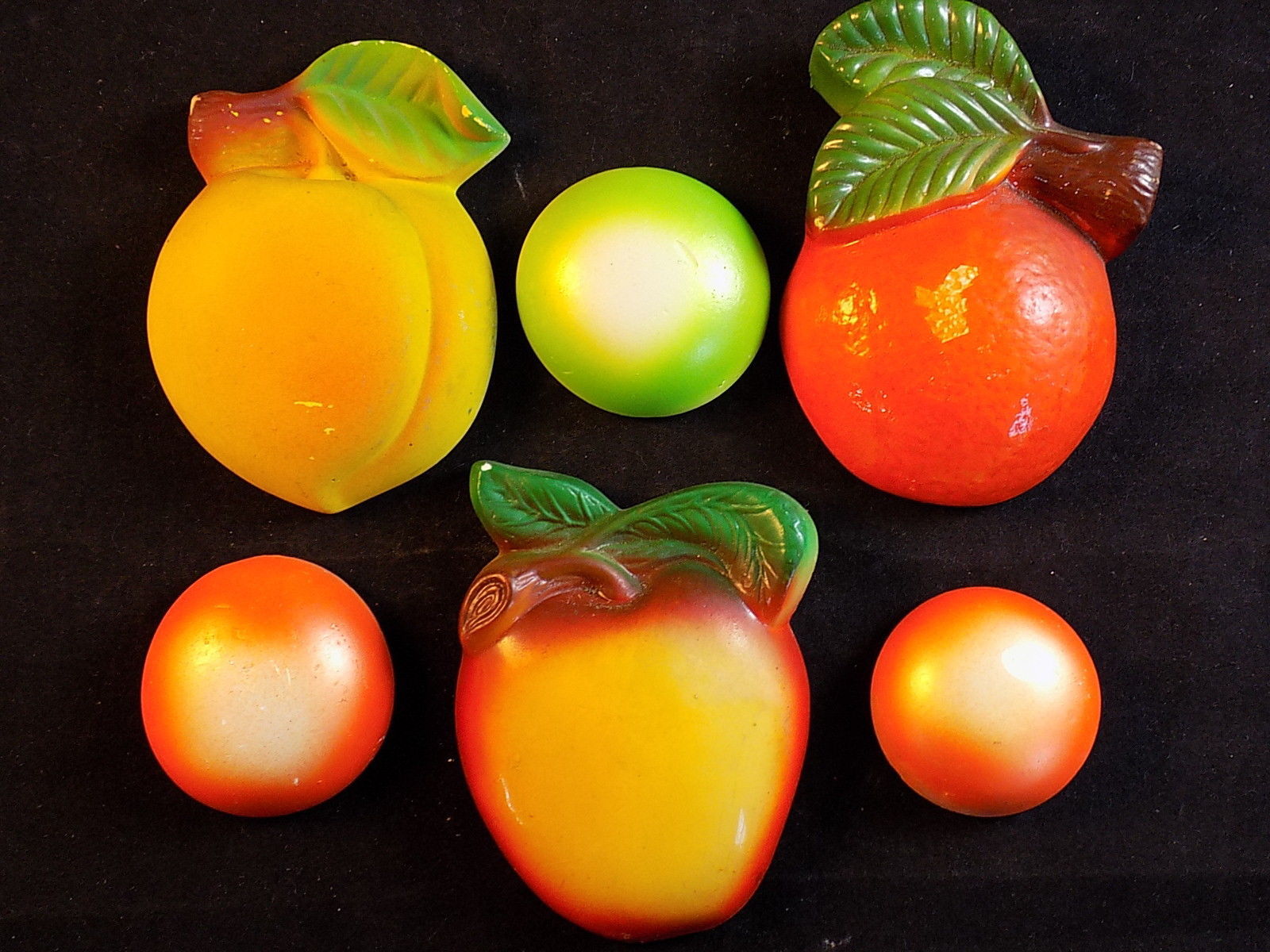 Vintage Plaster Chalkware Wall Decor Miller Studio ? Set of 3 Fruits