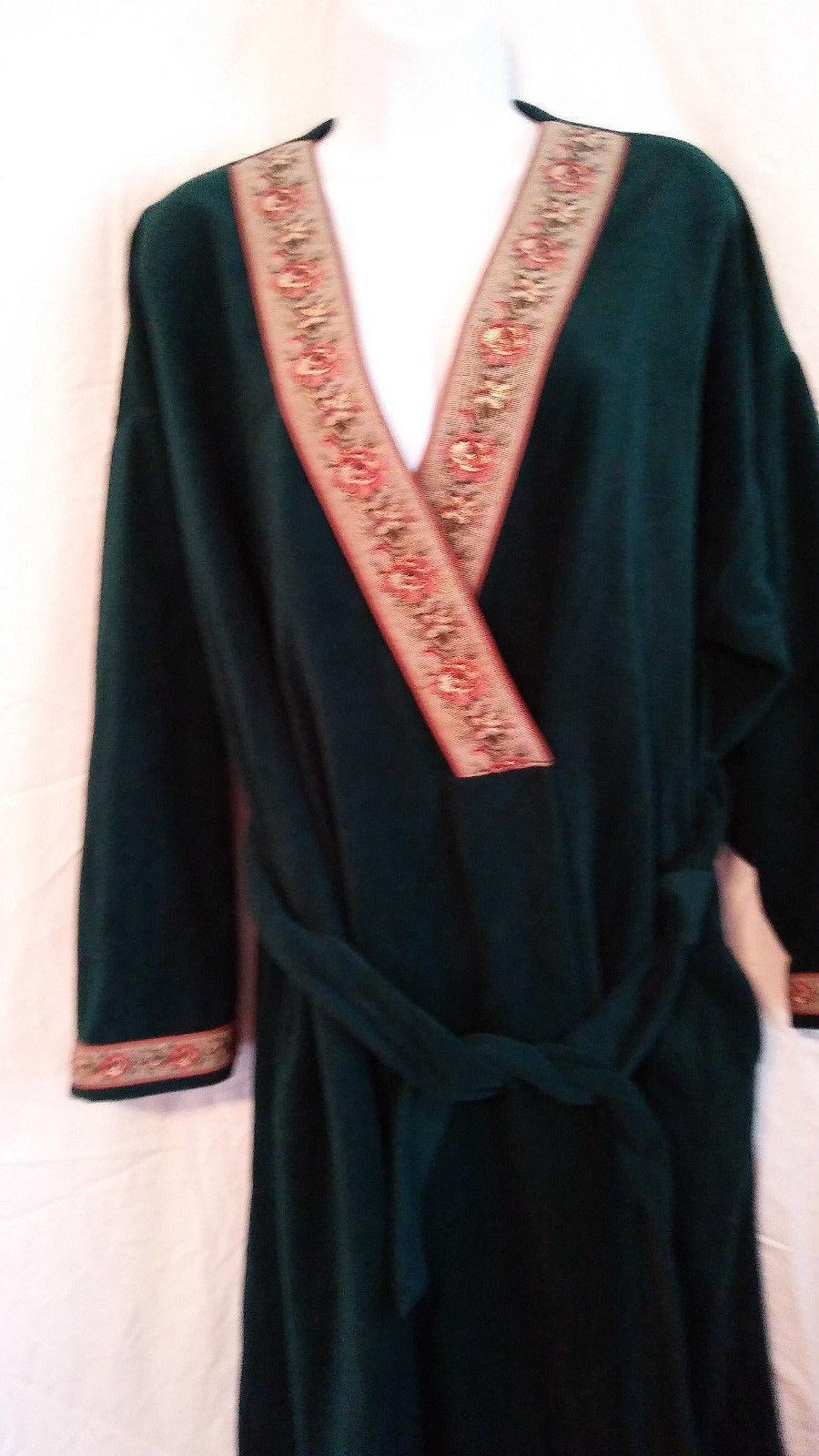 Medium Vtg 60s 70s Vanity Fair Velour Robe And 23 Similar Items Medium Vtg 60s 70s Vanity Fair Velour Robe Hostess Gown Dark Green Brocade Trim