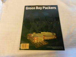 Green Bay Packers Official 2003 Yearbook Lambeau Field on Cover - $25.99