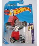 Hot Wheels Peanuts Snoopy 2017 - $3.25