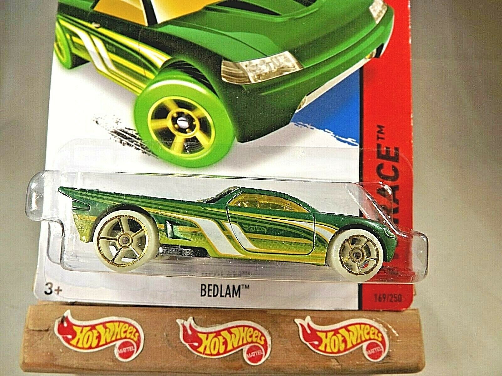 2015 Hot Wheels 169 Hw Race Night Storm Bedlam Green Wglow Indark Wheel Goldoh5 Contemporary 