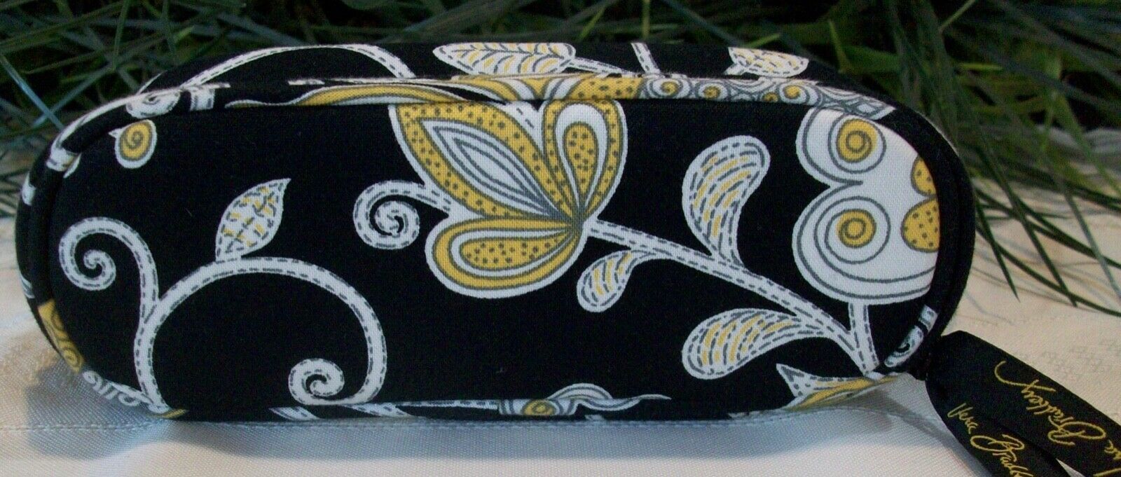 vera bradley yellow and black pattern