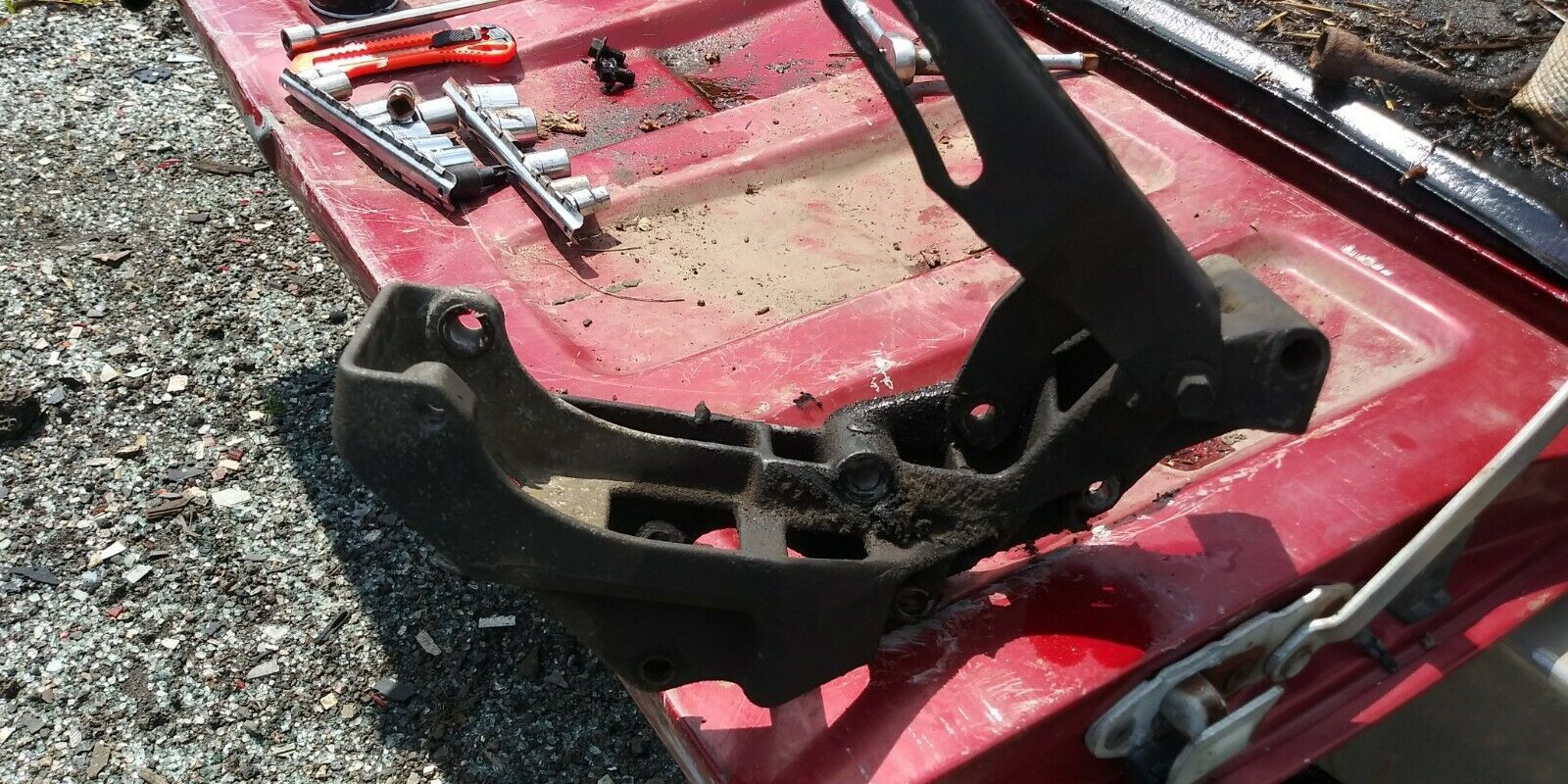 1982 83 84 85 86 CHEVY S10 2.8L V6 ALTERNATOR BRACKET SONOMA BLAZER