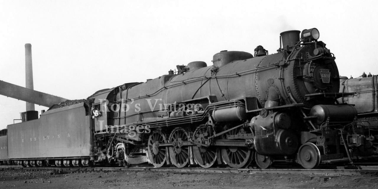 Pennsylvania Railroad 4-4-6-4 Q2 Steam Locomotive 6184 train Photo 1943 