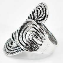 Bohemian Inspired Silver Tone Connected Geometric Loops Filigree Statement Ring image 2