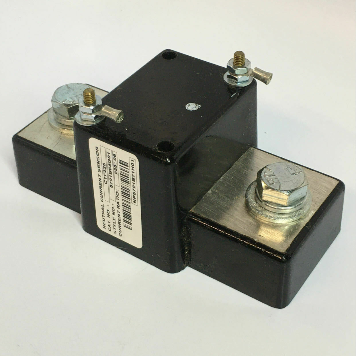 Eaton Cutler Hammer 225 Amps Neutral Current Sensor Transformer CTF225