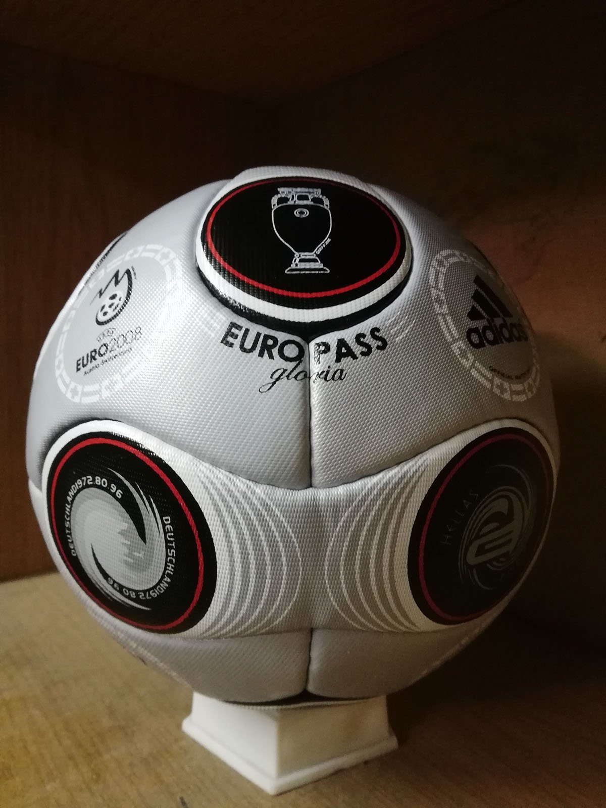 ADIDAS GLORIA PASS SOCCER BALL FIFA APPROVED MATCH BALL OFFICIAL