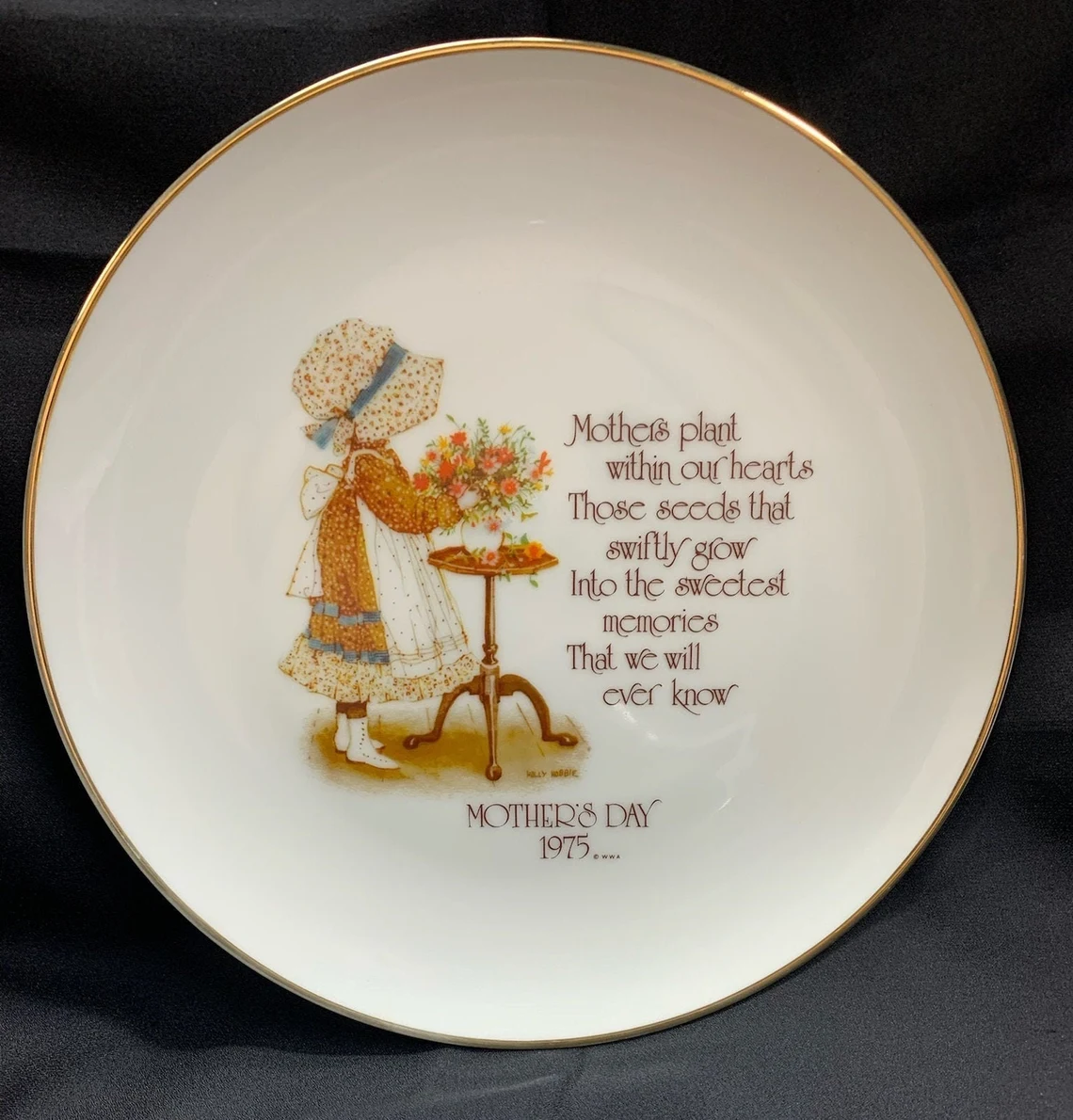 Holly Hobbie "Mothers Plant Within our Hearts" Plate - $10.00