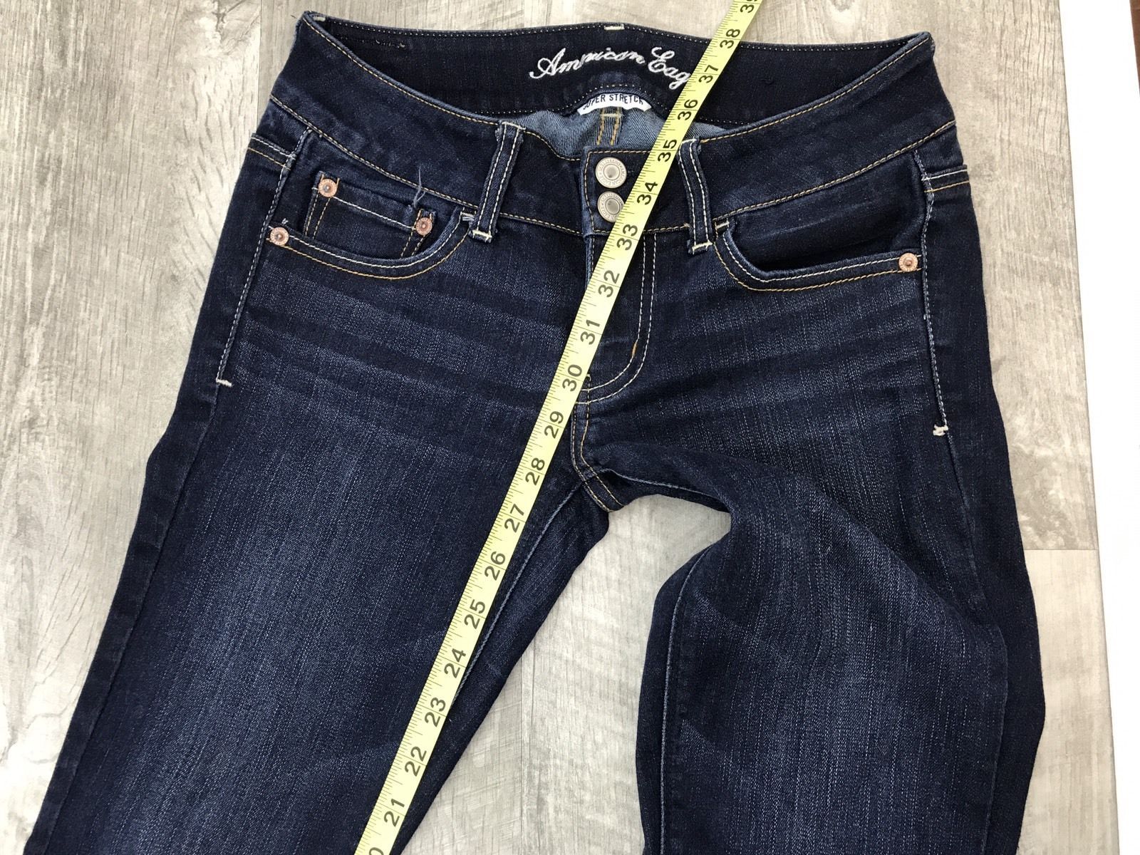 american eagle low rise jeans