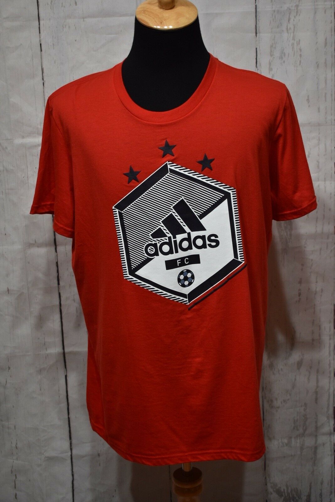 Adidas Men's Graphic Soccer T-Shirt, Size XL - T-Shirts
