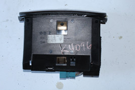 2003-2006 Mercedes S500 Center Dash Ashtray K4096 - $32.55