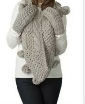 Accessories Boutique Womens Cable Knit Pom Pom Infinity Scarf Gray - £17.24 GBP