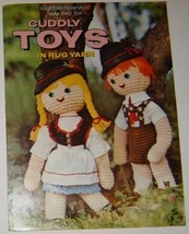 Vintage 1972 CUDDLY TOYS in Rug Yarn Columbia Minerva Leaflet 2540 - $12.00