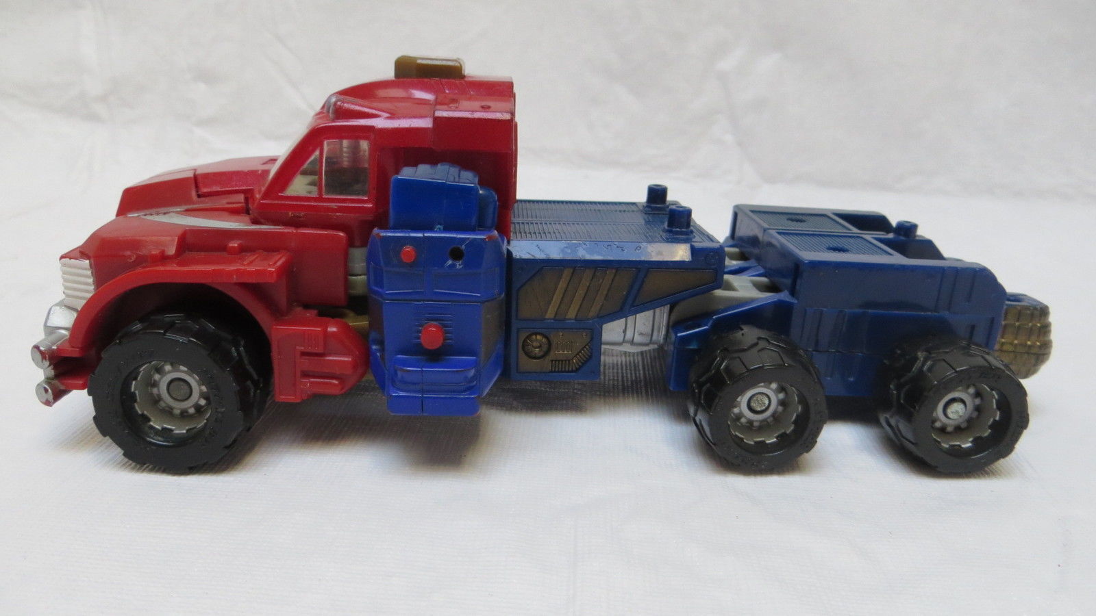 takara 2001 transformers