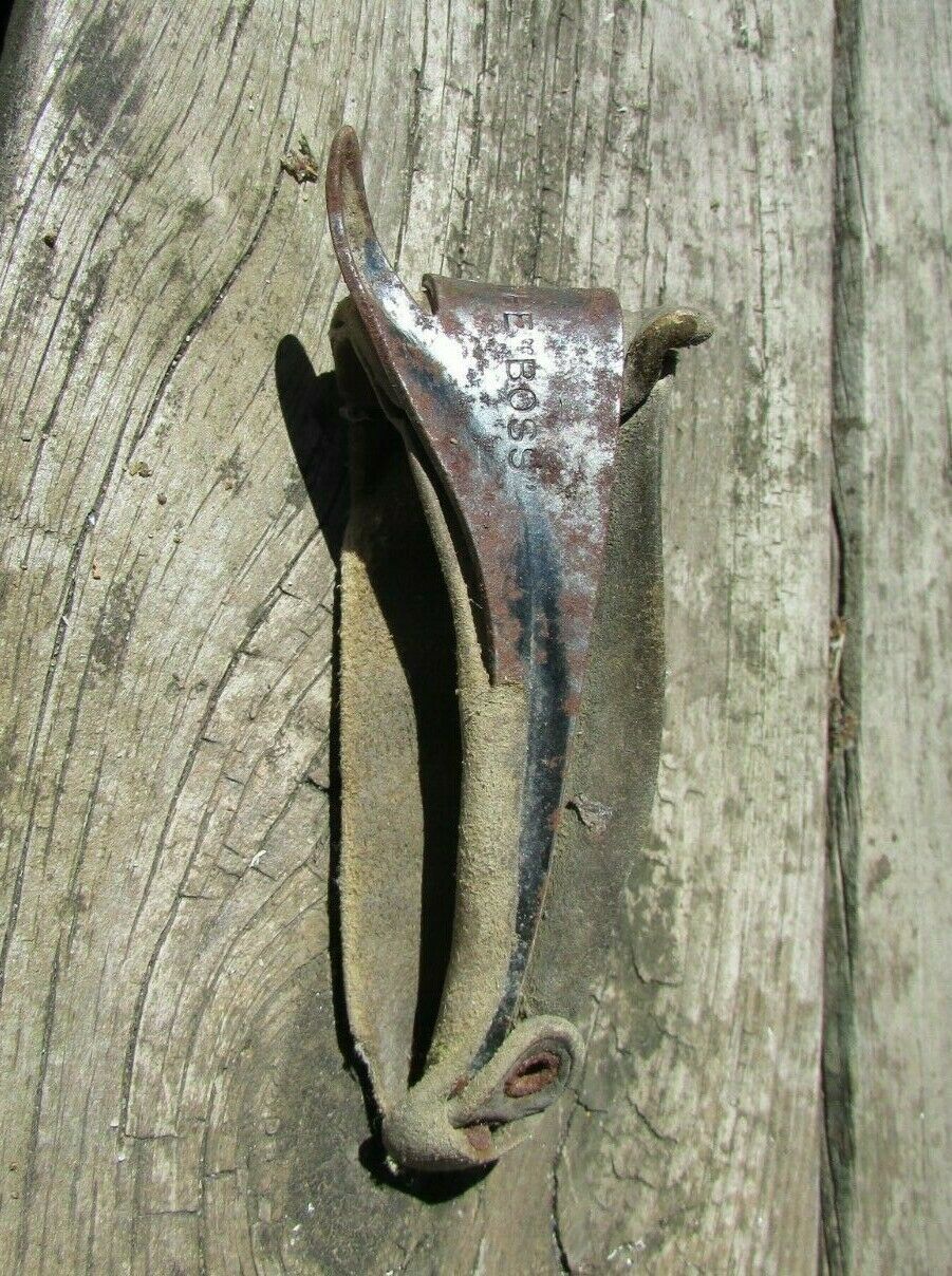 “The Boss” Antique Leather Metal Hand Held Corn Shucker Husker Primitives
