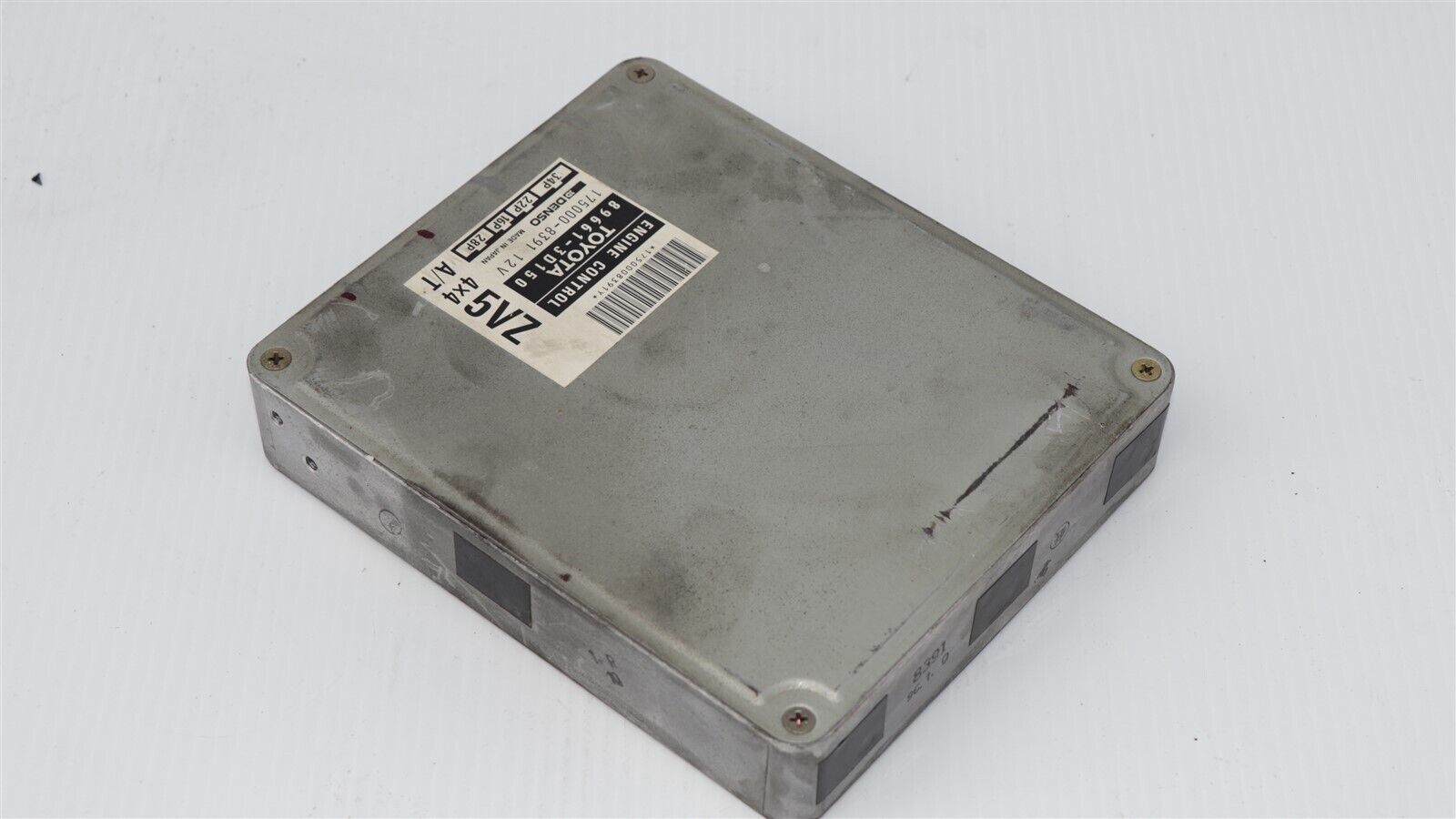Toyota 4Runner 4x4 A/T ECM ECU Engine Control Module 896613D150 5VZ