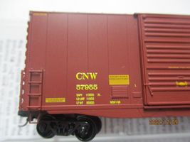 Micro-Trains # 10100111 Chicago & North Western 40' Hy-Cube Box Car N-Scale image 3