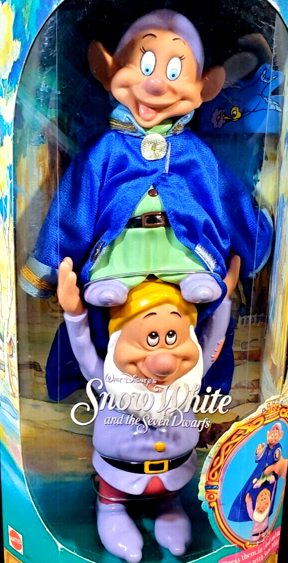 Snow White And The Seven Dwarfs ~ Dopey And Sneezy Stackable Dolls Disney Dolls And Doll Playsets 