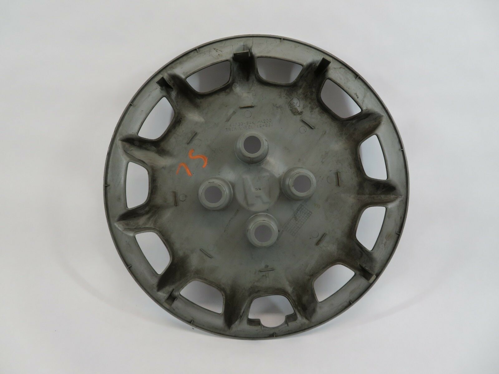 10624 HONDA ACCORD 94 95 96 97 OEM 15" CENTER WHEEL COVER PIECE HUBCAP