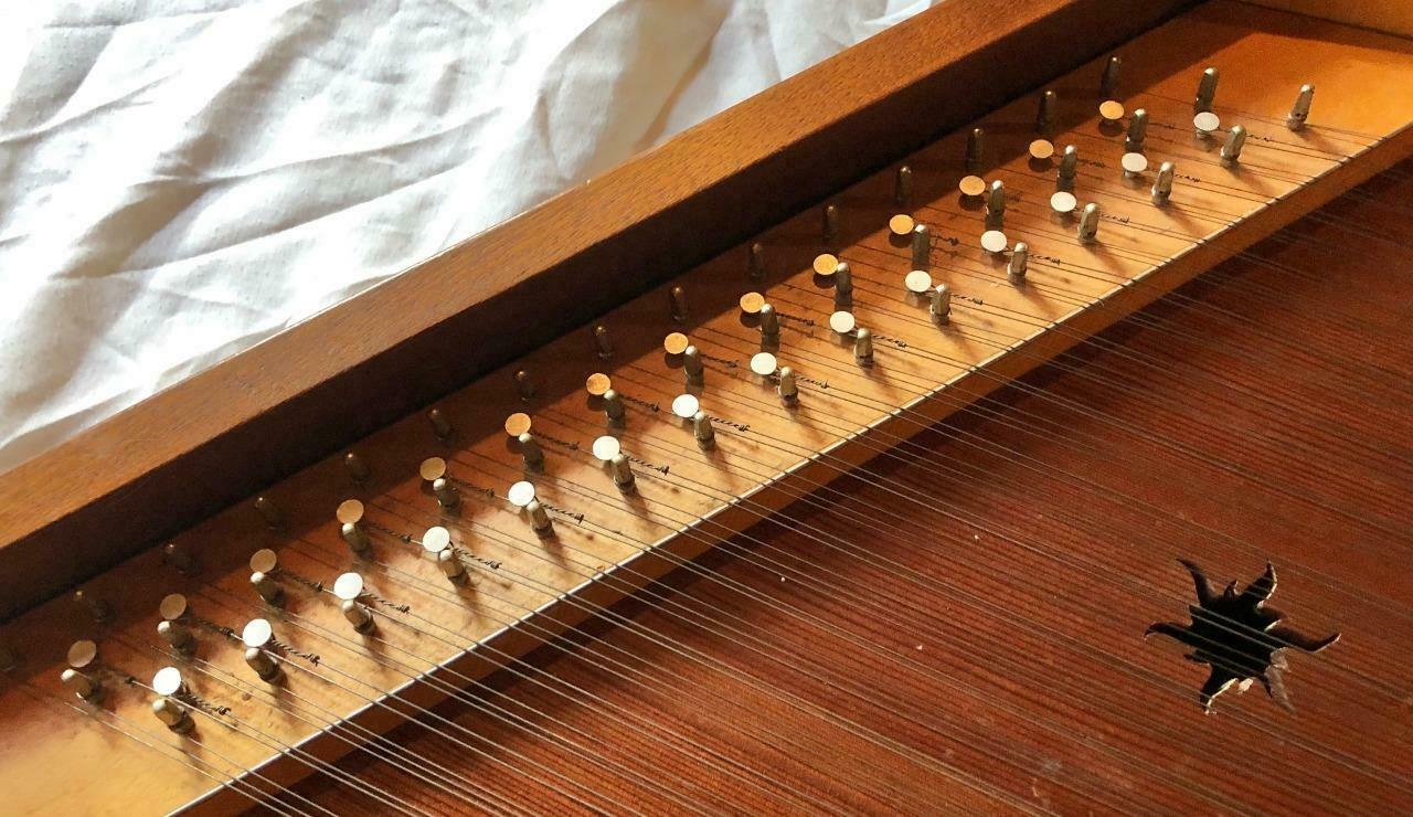 LARGE VINTAGE HANDMADE HAMMERED DULCIMER APPALACHIAN FOLK INSTRUMENT