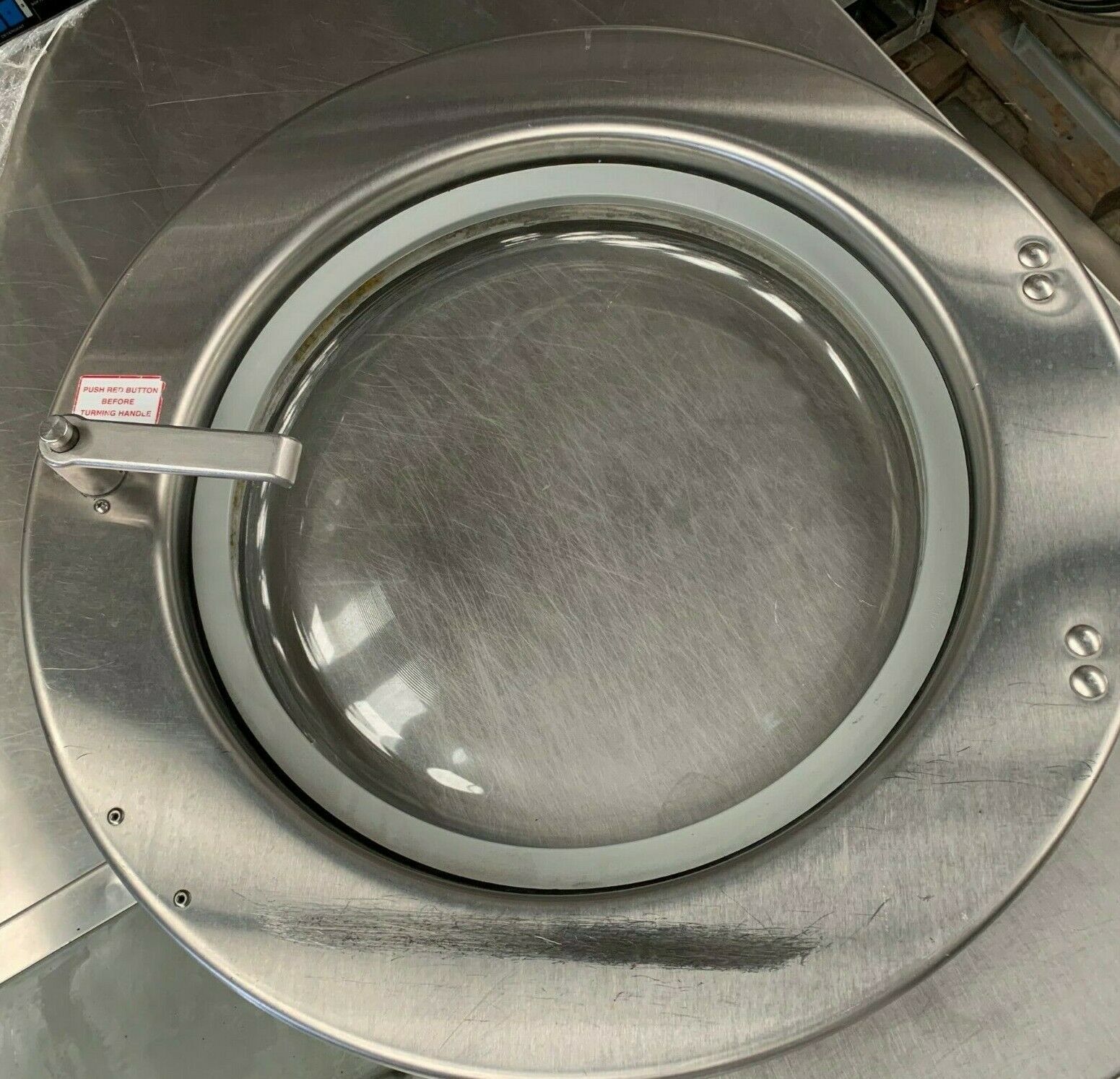 FULL FRONT LOAD WASHER DOOR KIT SPEED QUEEN SC40MD2* P/N F8150501F