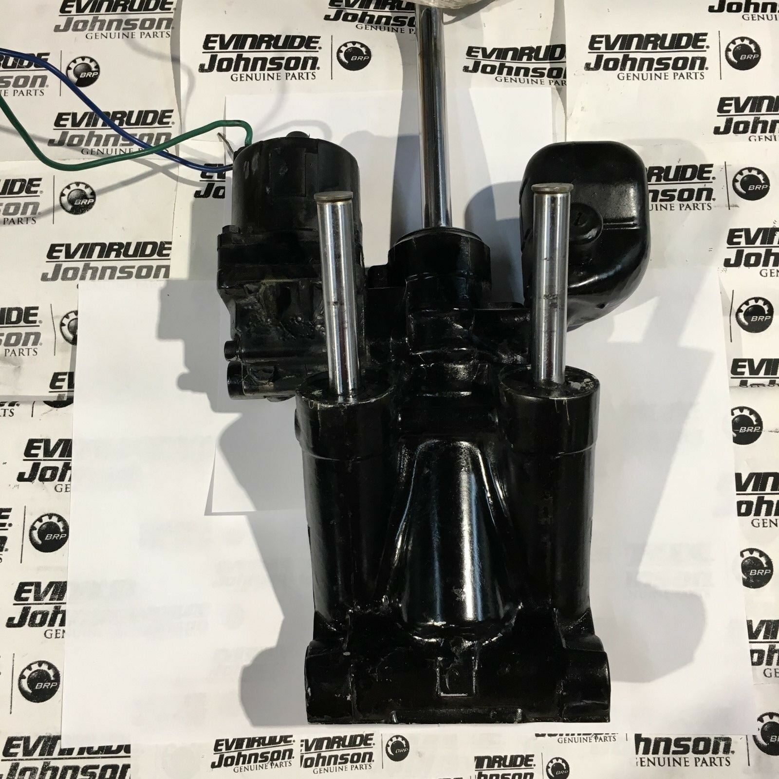 Evinrude Johnson Power Tilt And Trim Unit Fast Track 438962 439934 ...