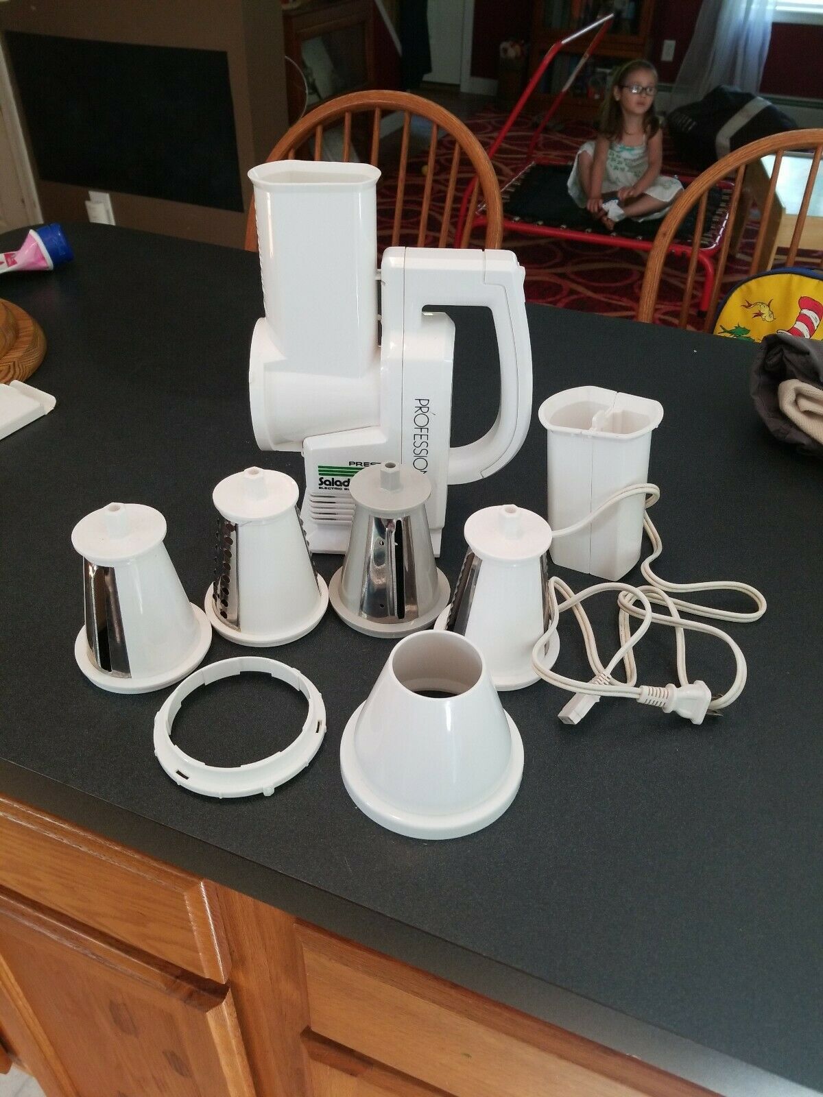 Presto Professional Salad Shooter 0297001 numerous attachments, works