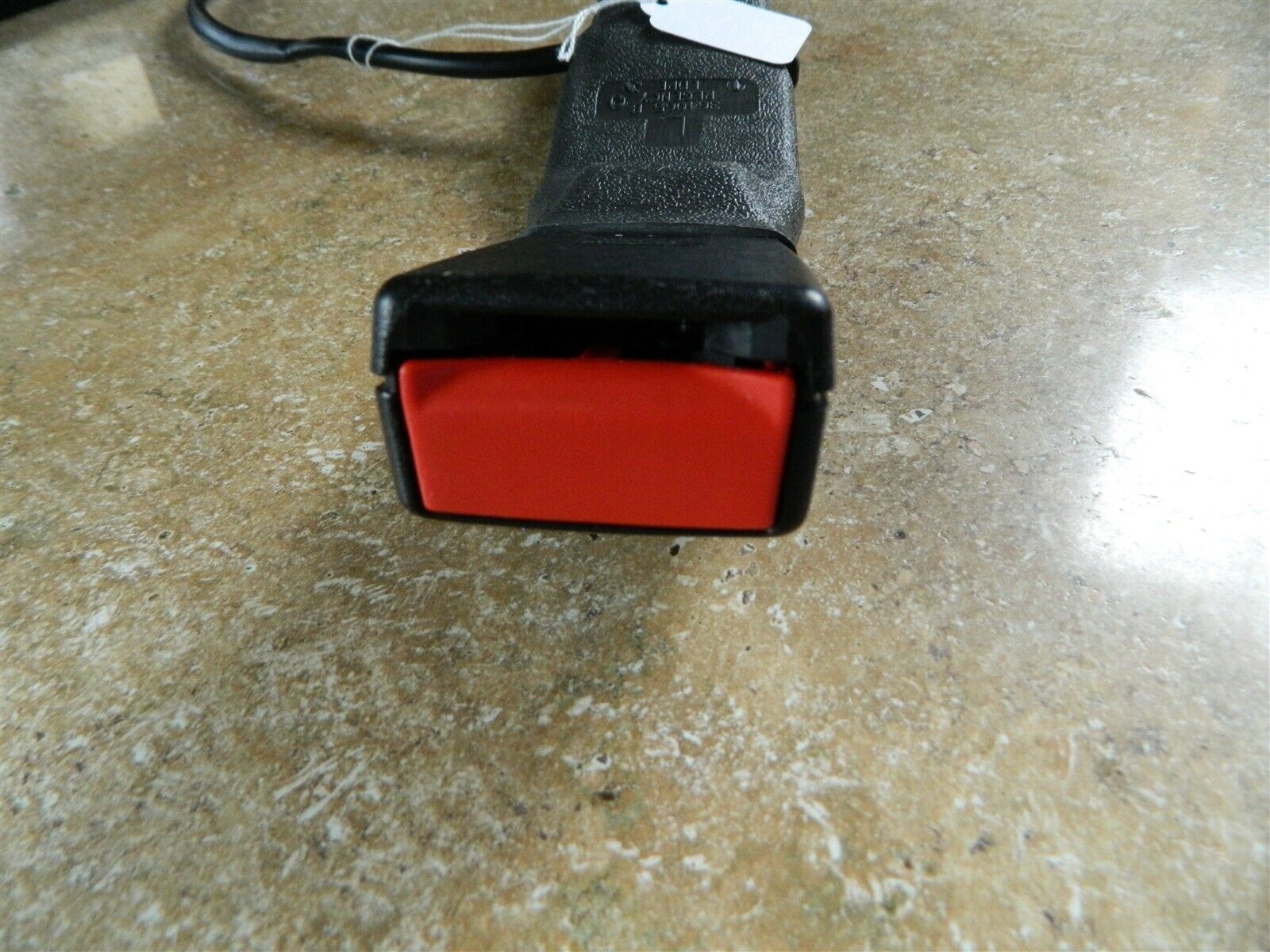 0205 Ford Explorer SPORT TRAC Front Left DRIVER Seat Belt Buckle Dark