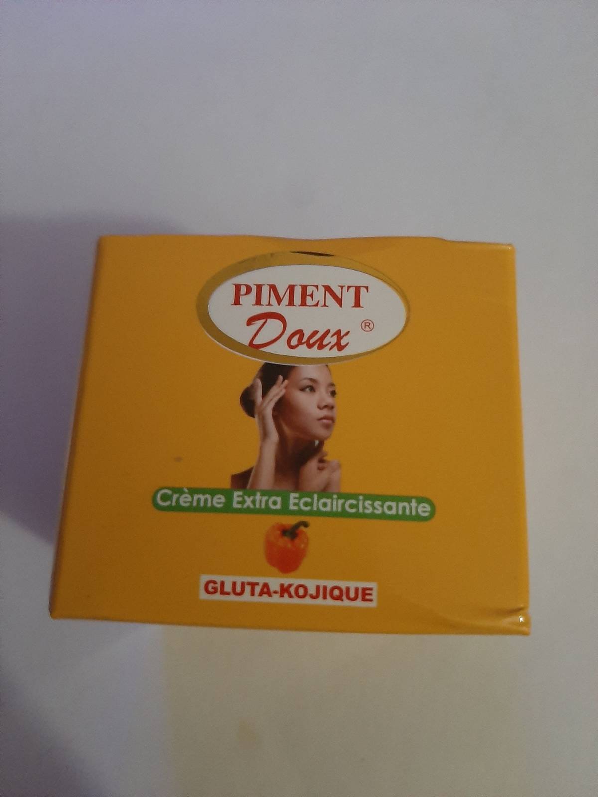 Piment doux extra whitening face cream