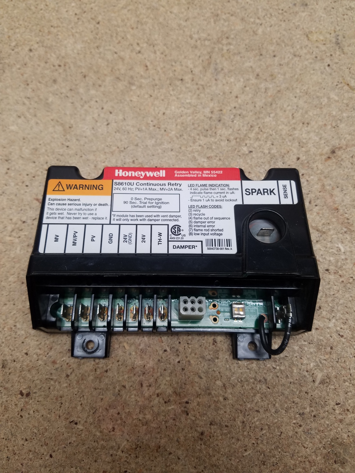 Honeywell furnace spark ignition control module S8610U3009 Central