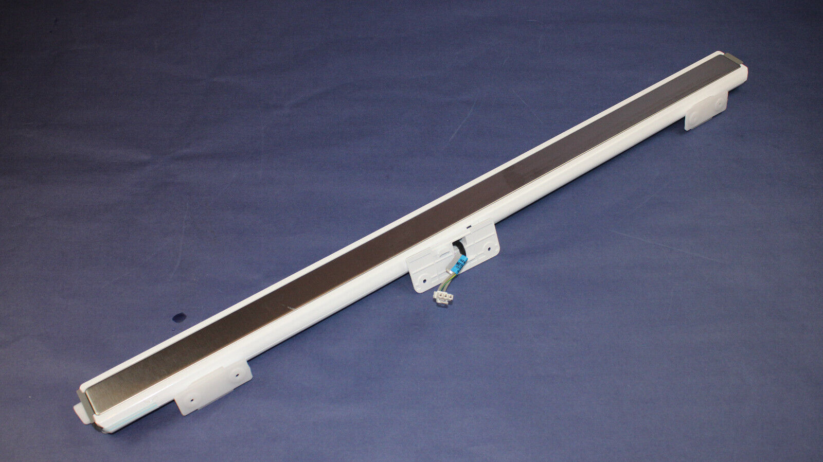 LG Refrigerator Flipper / Mullion Assembly (AGU74268138 / AGU74268161