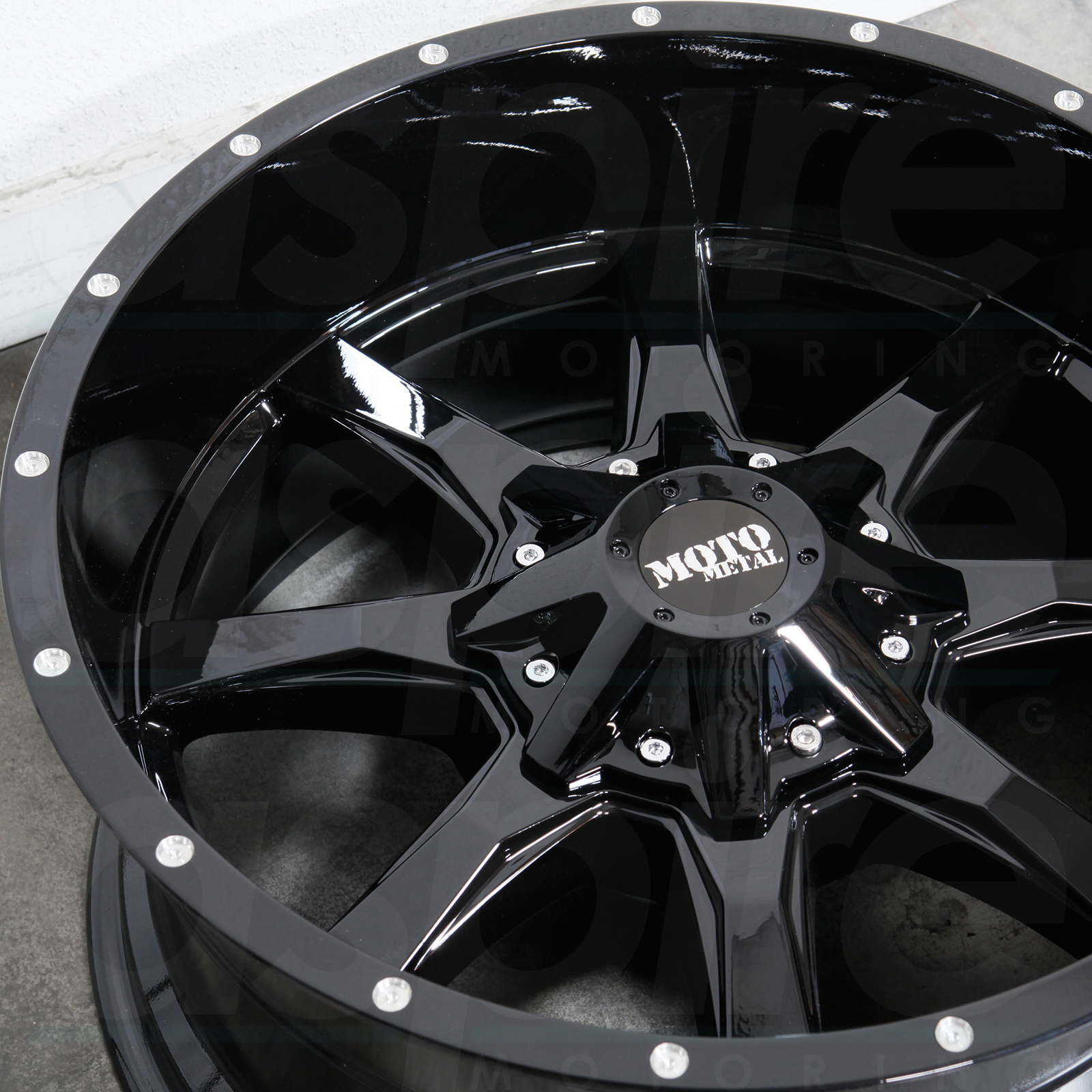 One 18x9 Moto Metal MO970 8x180 18 Gloss Black Wheel Rim - Wheels