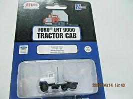 Atlas # 60000145 Ford LNT 9000 Tractor Cab White/Dark Blue with PBR Decal (N) image 3