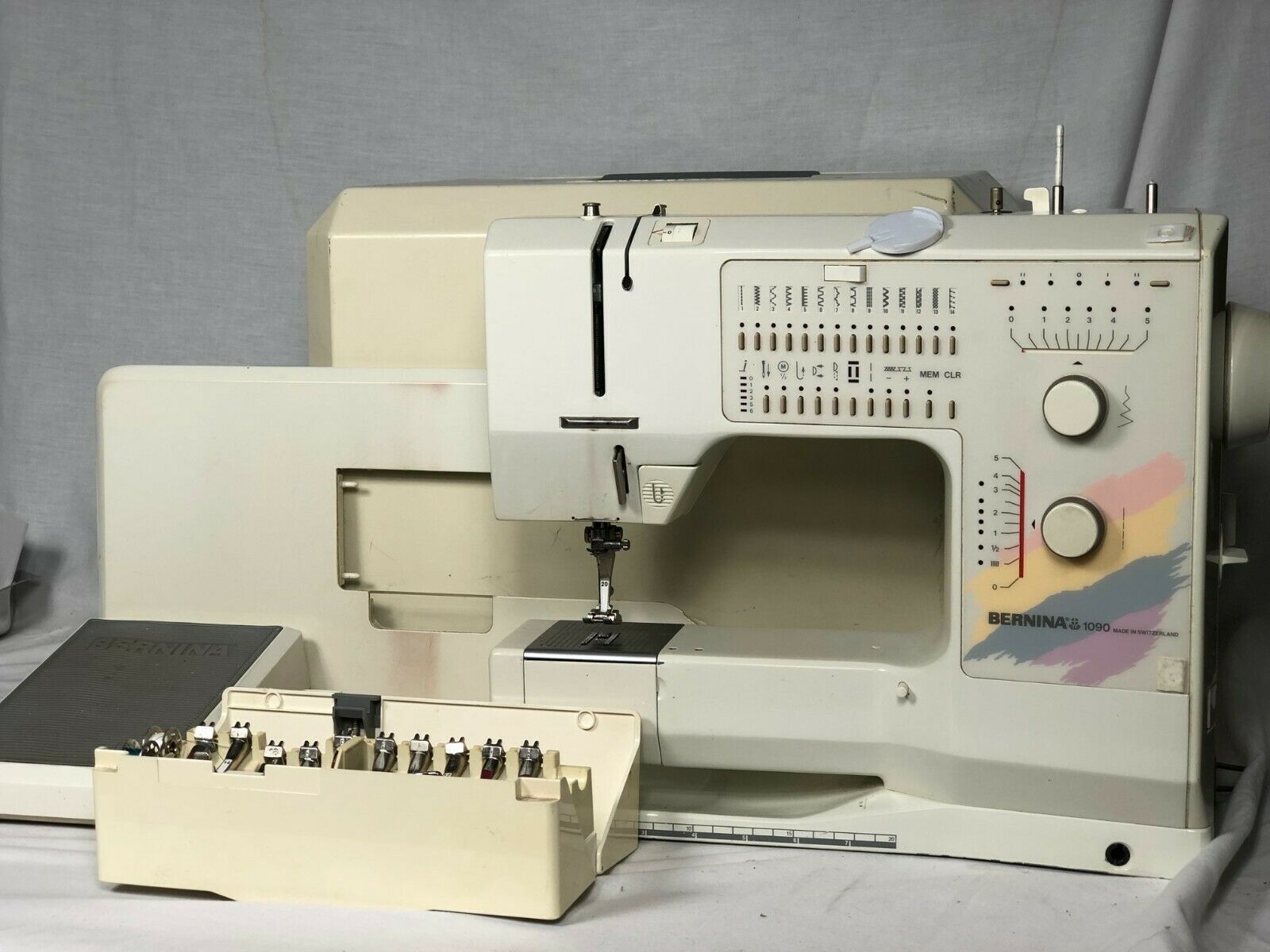 Bernina 1090 Sewing Machine with Tray, Case & All Accessories Sewing