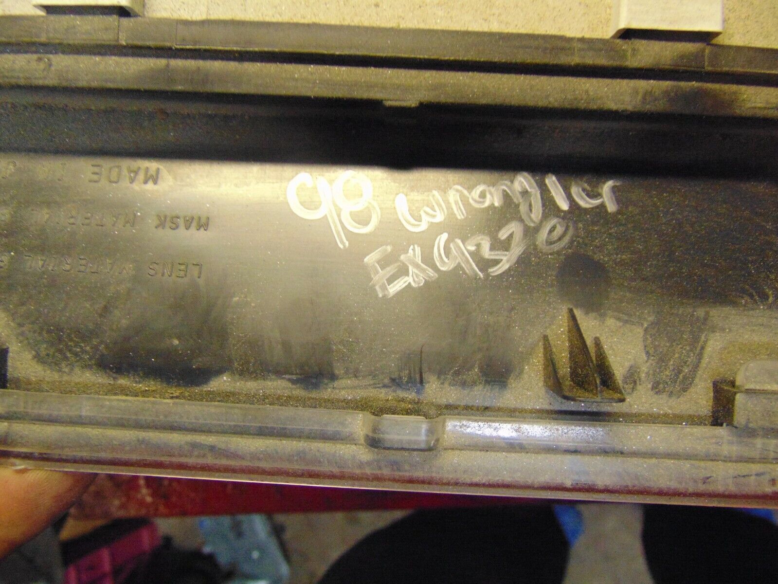 97 00 99 98 Jeep Wrangler TJ speedometer instrument gauge cluster