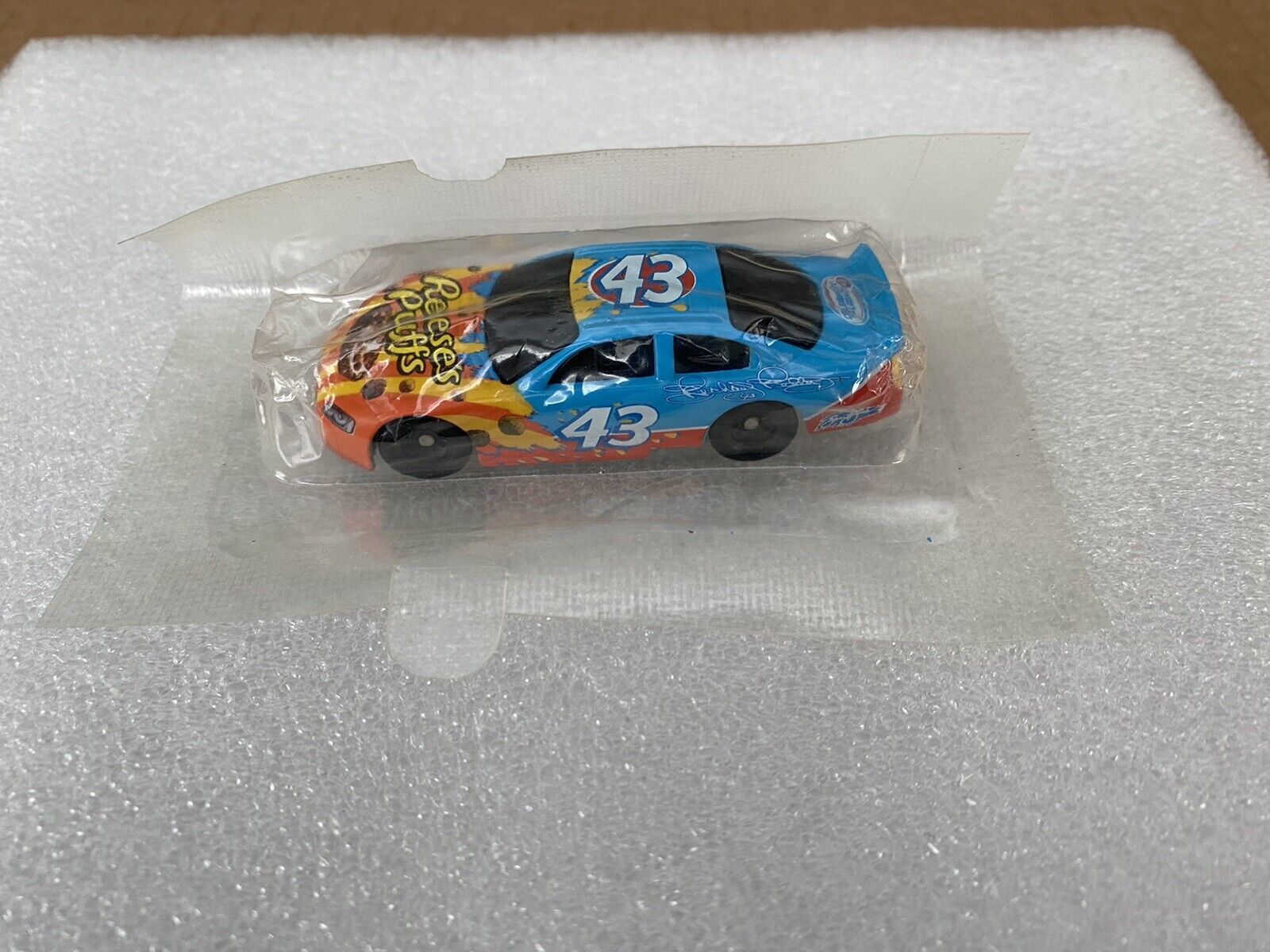 REESE'S PUFFS ~ CHEERIOS ~ GM RICHARD PETTY 43 NASCAR RACE CAR PROMO 3 ...