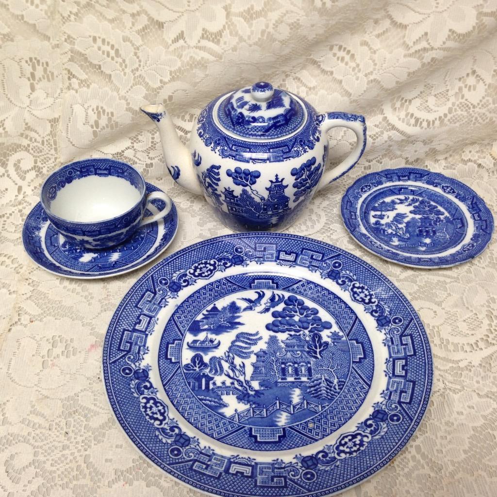 Vintage, Allerton, Blue Willow 6pc Tea and Dinner Set for 1 Pottery