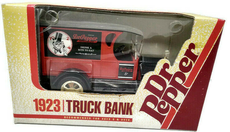 The Eastwood Company die cast 1992 Santa's Roadster Diecast Bank 1/25th 